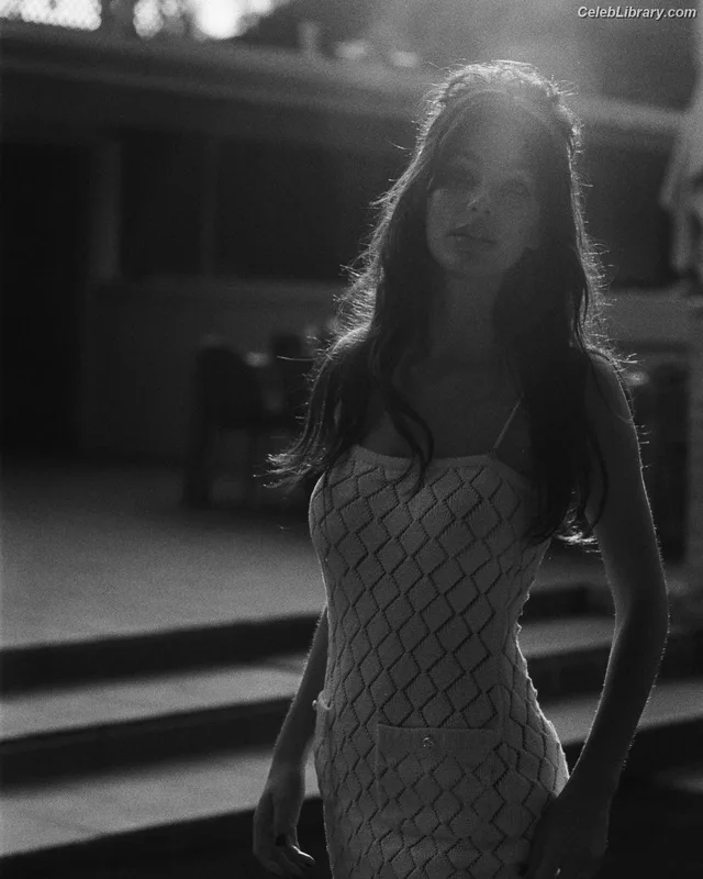 Camila Morrone photo 12 of 830