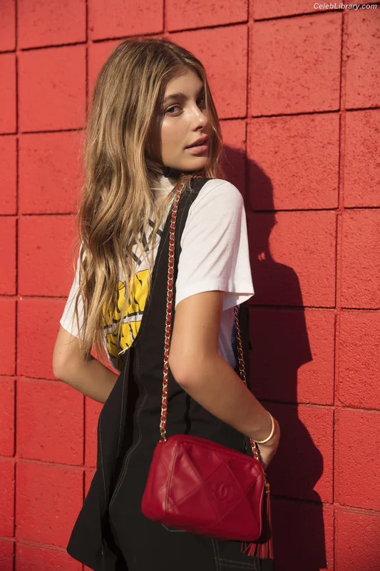 Camila Morrone photo 8 of 830