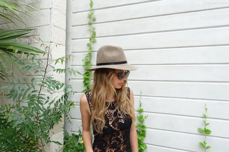 Camila Morrone photo 15 of 830