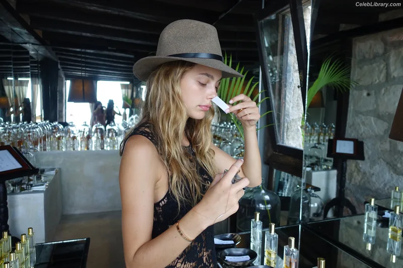 Camila Morrone photo 24 of 830