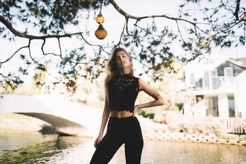Camila Morrone photo 7 of 830