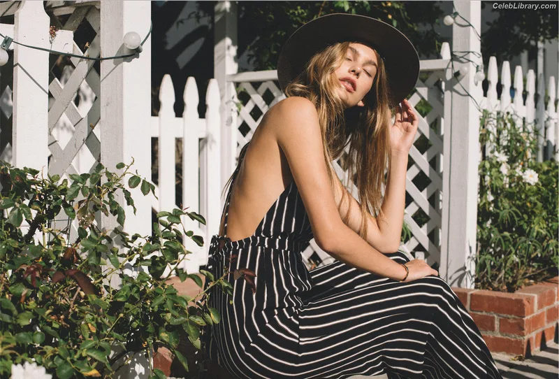 Camila Morrone photo 24 of 830