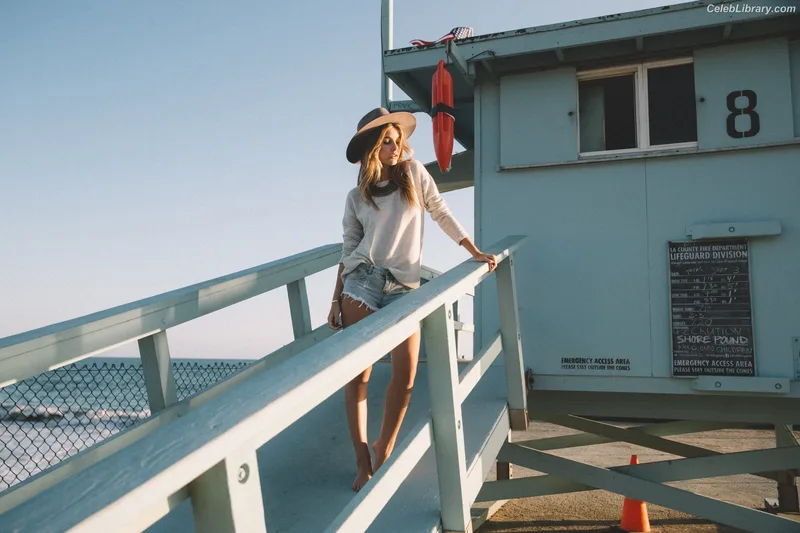 Camila Morrone photo 13 of 830