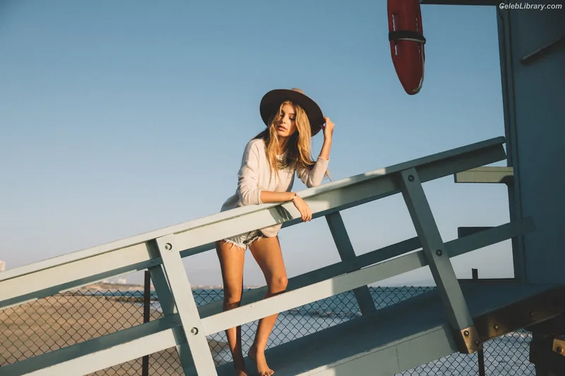 Camila Morrone photo 14 of 830