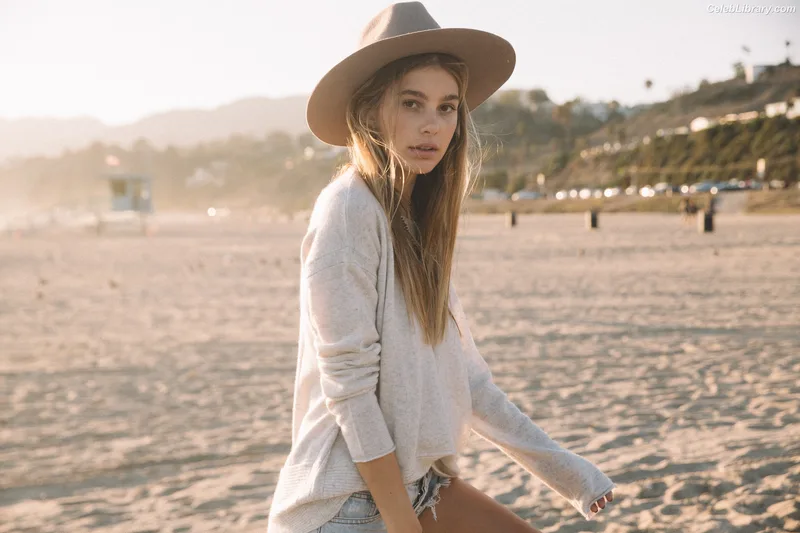 Camila Morrone photo 5 of 830