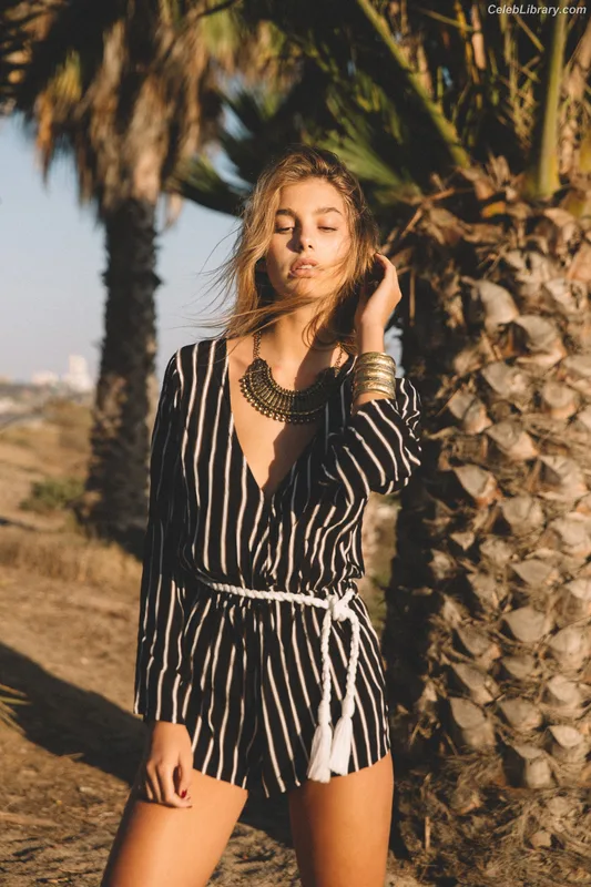 Camila Morrone photo 8 of 830