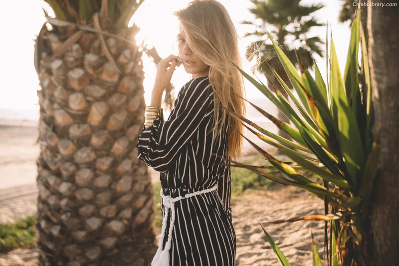 Camila Morrone photo 10 of 830