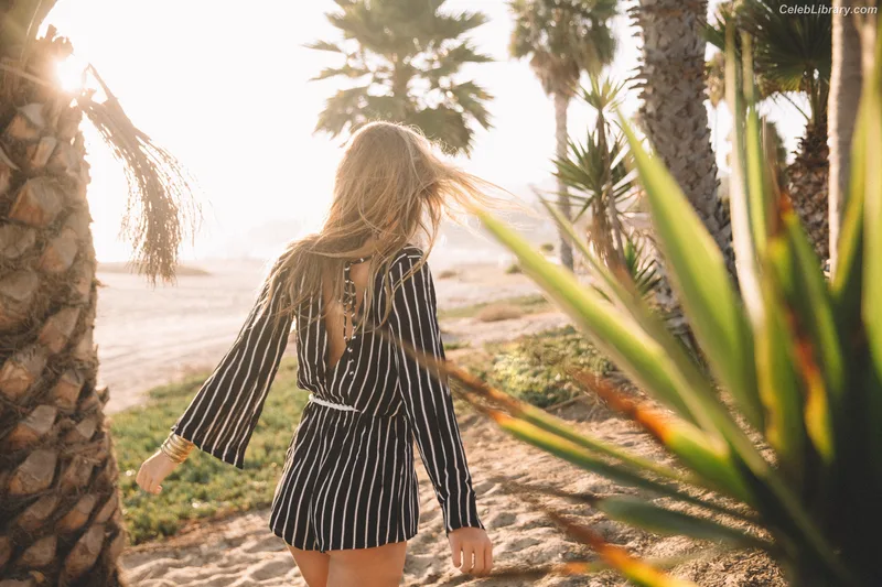 Camila Morrone photo 13 of 830