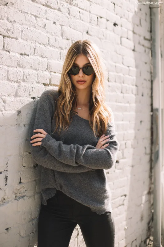 Camila Morrone photo 17 of 830