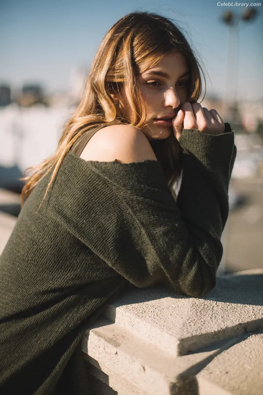 Camila Morrone photo 14 of 830