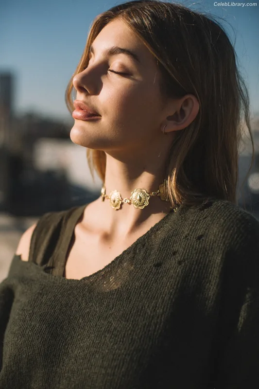 Camila Morrone photo 15 of 830