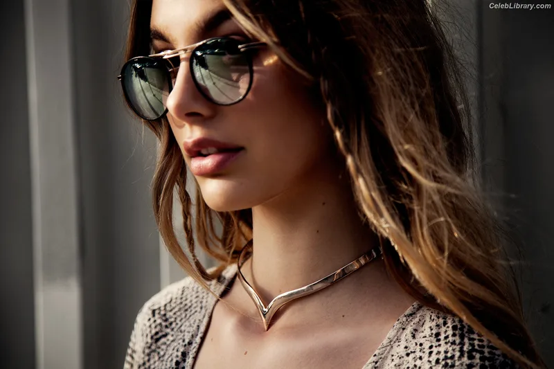 Camila Morrone photo 1 of 830