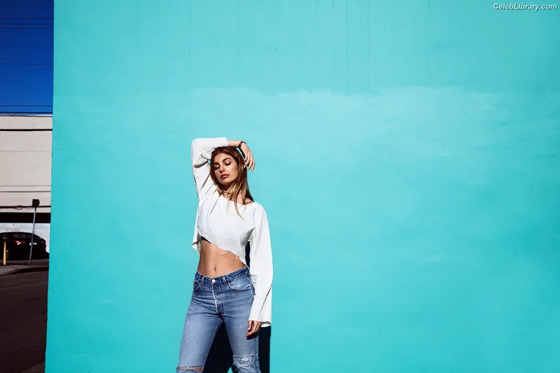 Camila Morrone photo 12 of 830