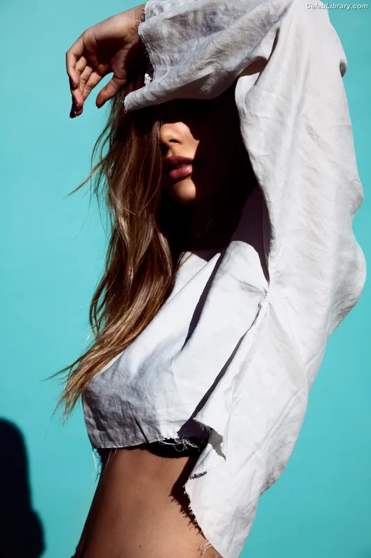 Camila Morrone photo 18 of 830