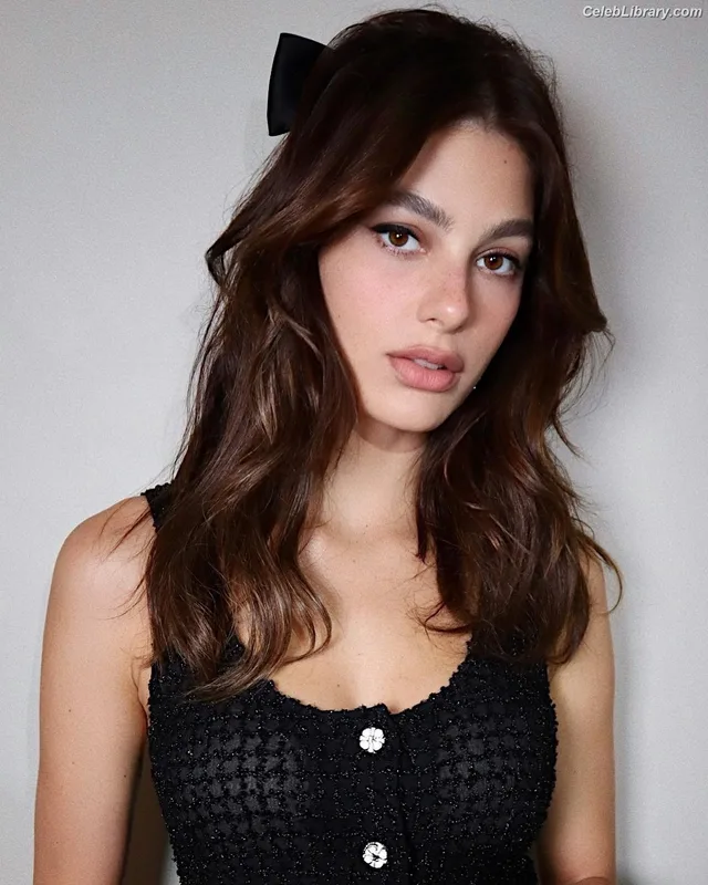 Camila Morrone photo 9 of 830
