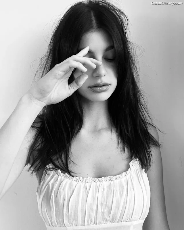 Camila Morrone photo 20 of 830