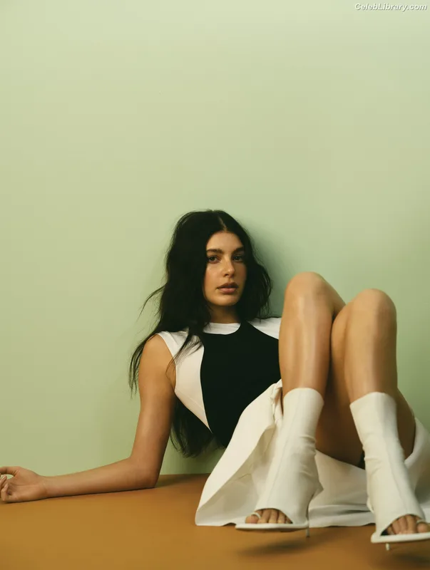 Camila Morrone photo 21 of 830