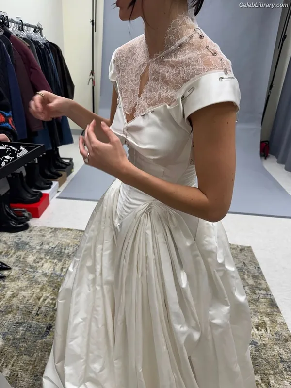Camila Morrone photo 24 of 830