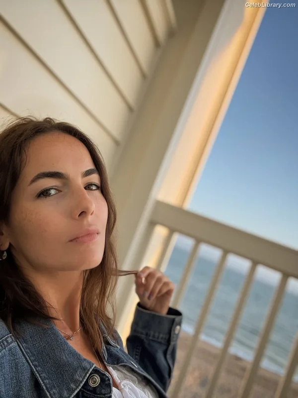 Camilla Belle photo 9 of 176