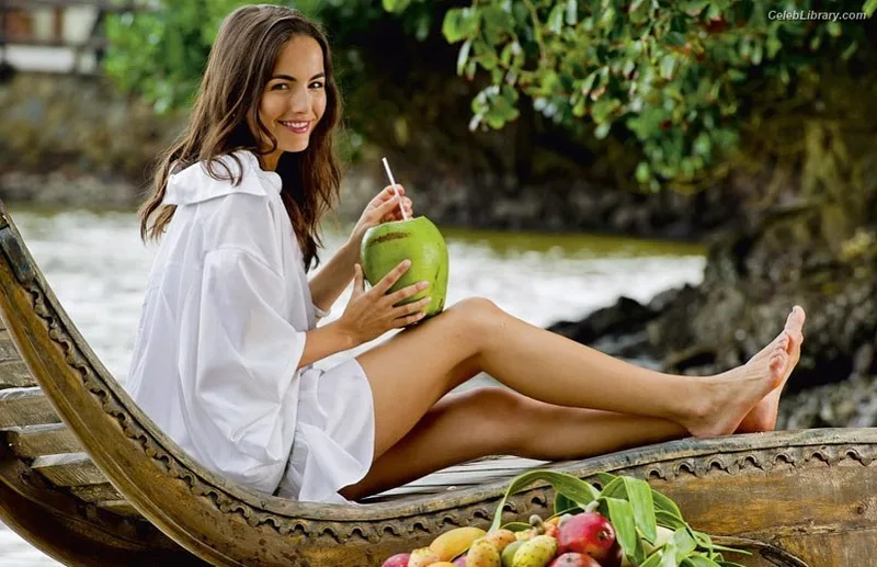 Camilla Belle photo 1 of 176