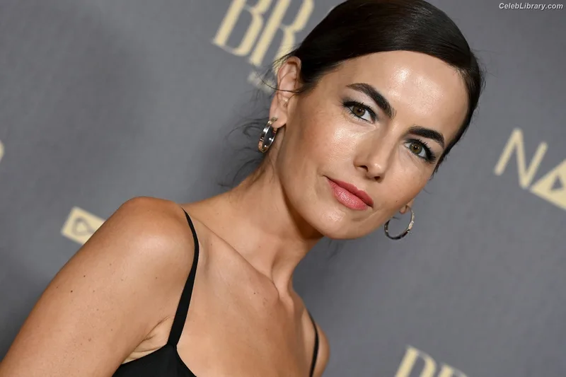 Camilla Belle photo 2 of 176