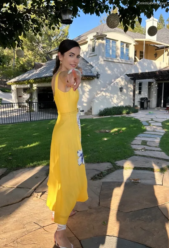 Camilla Belle photo 5 of 176