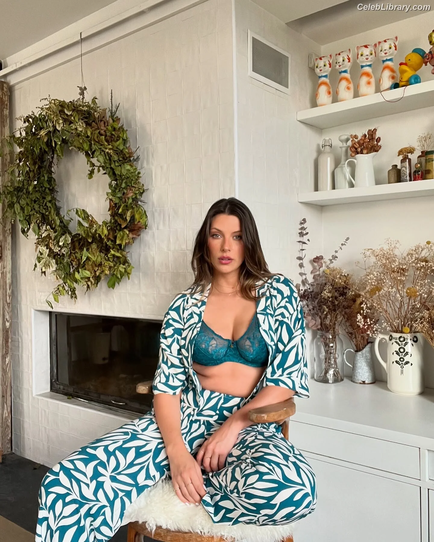 Camille Cerf photo 15 of 221