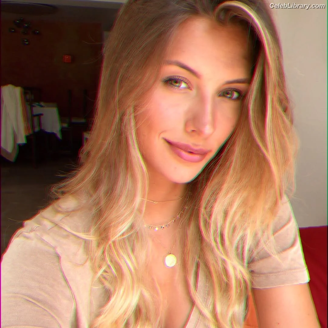 Camille Cerf photo 14 of 221