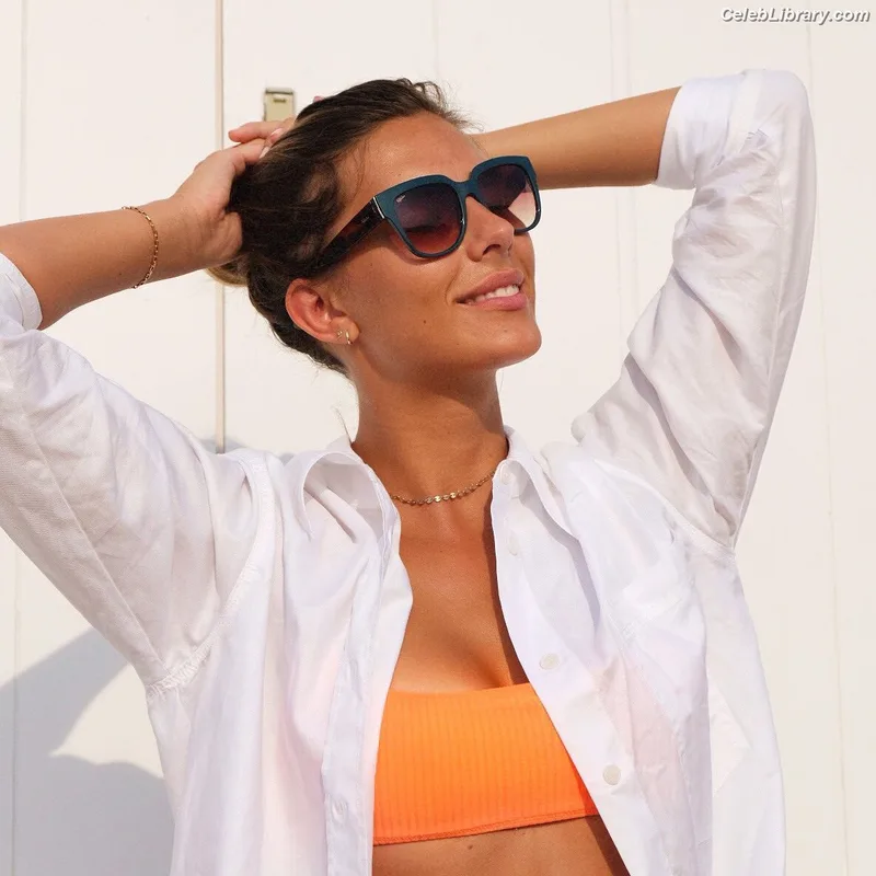 Camille Cerf photo 5 of 222