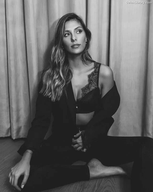 Camille Cerf photo 10 of 222