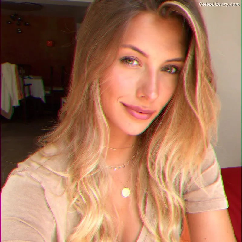 Camille Cerf photo 14 of 222