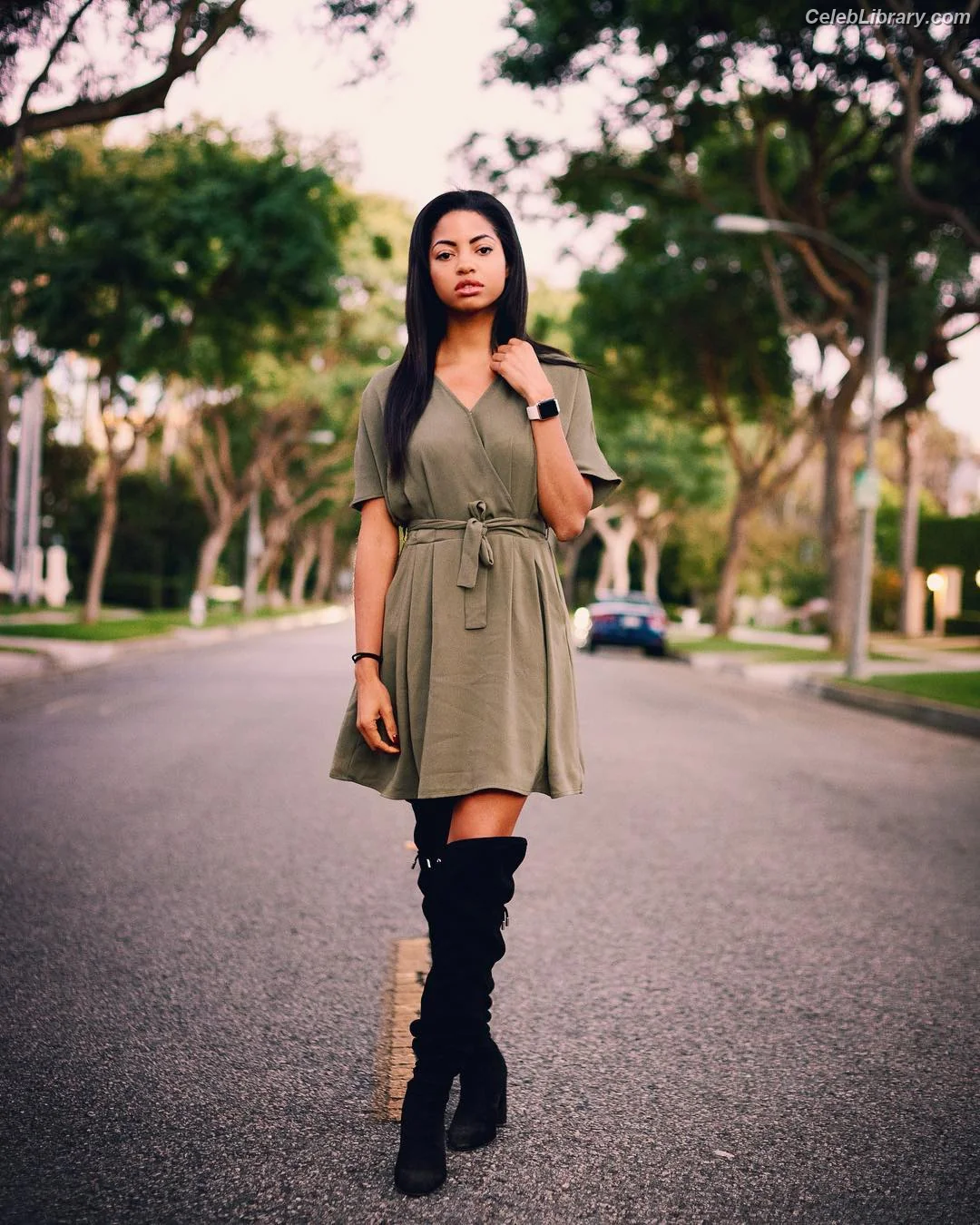 Camille Hyde photo 22 of 168