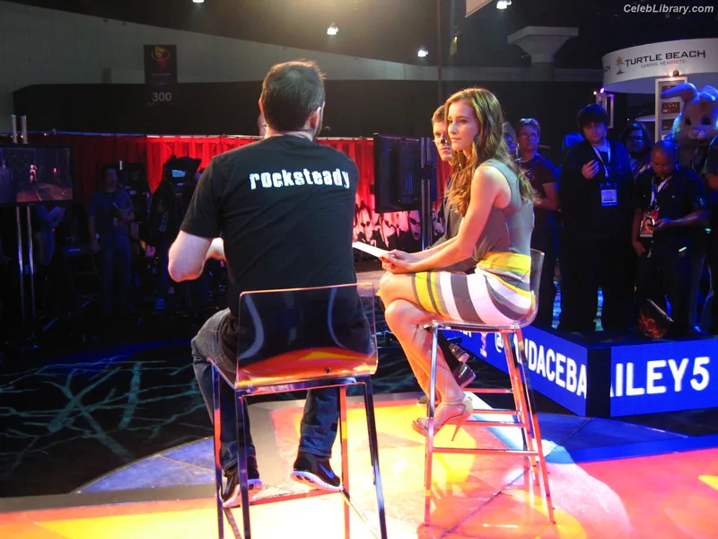 Candace Bailey photo 4 of 81