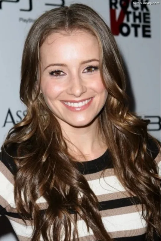 Candace Bailey photo 13 of 81