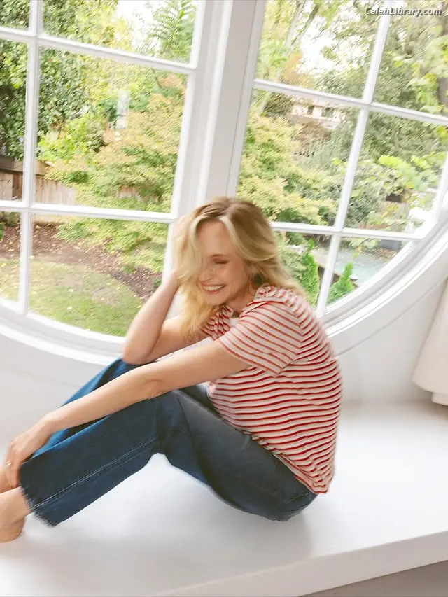 Candice King photo 8 of 50