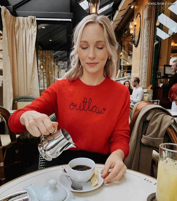 Candice King photo 18 of 51