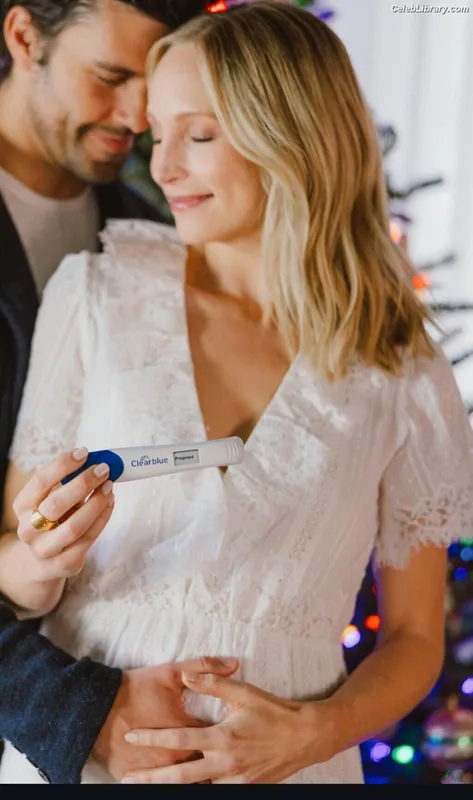 Candice King photo 22 of 51