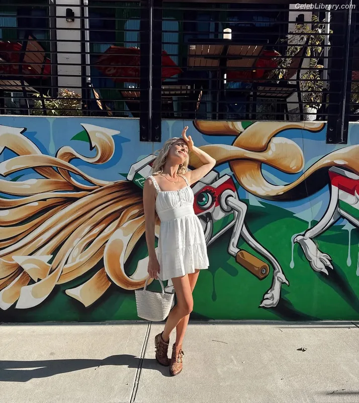 Candice King photo 24 of 51