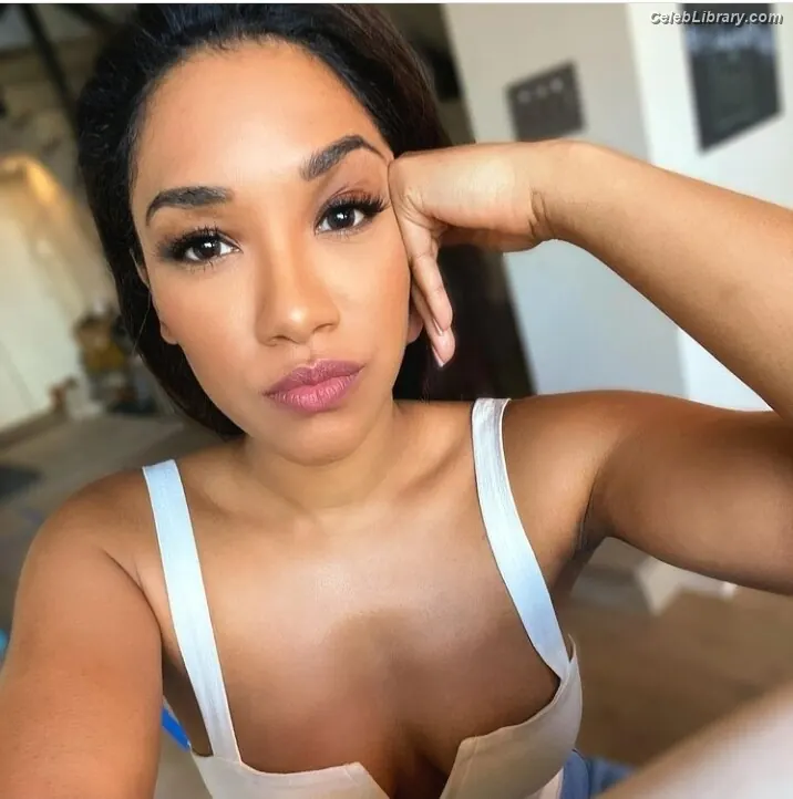 Candice patton photo 7 of 111