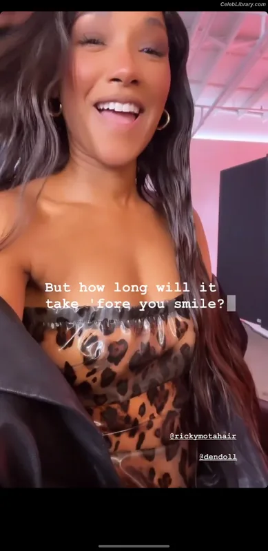 Candice patton photo 12 of 112
