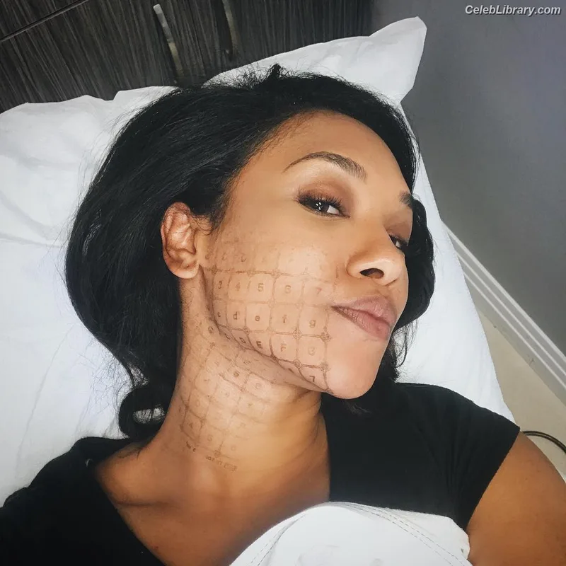 Candice patton photo 18 of 112