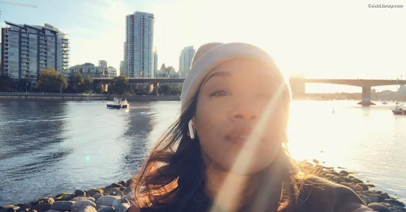 Candice patton photo 6 of 112