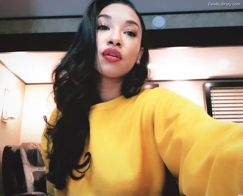 Candice patton photo 17 of 112