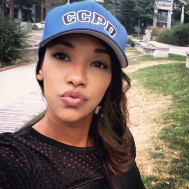 Candice patton photo 19 of 112