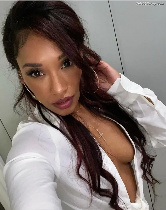 Candice patton photo 23 of 112