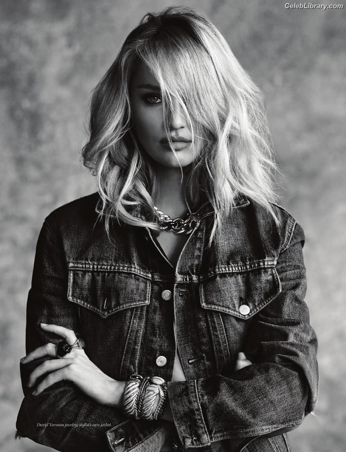 Candice Swanepoel photo 16 of 1943
