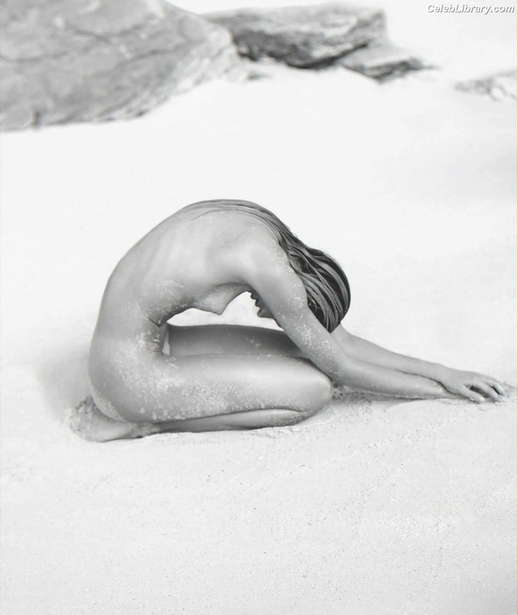 Candice Swanepoel photo 15 of 1943