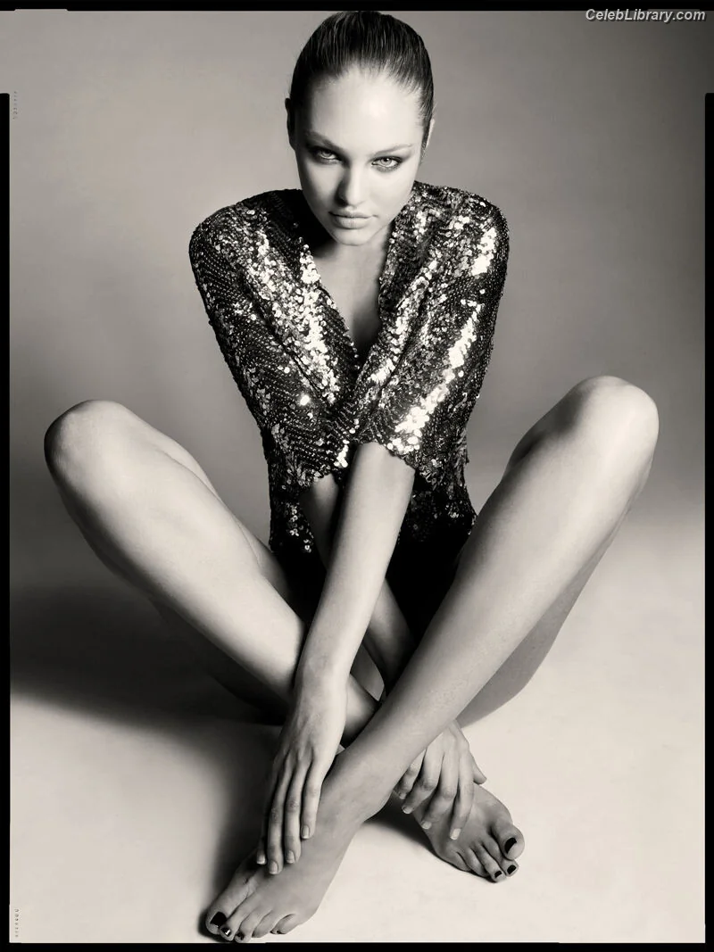 Candice Swanepoel photo 20 of 1943