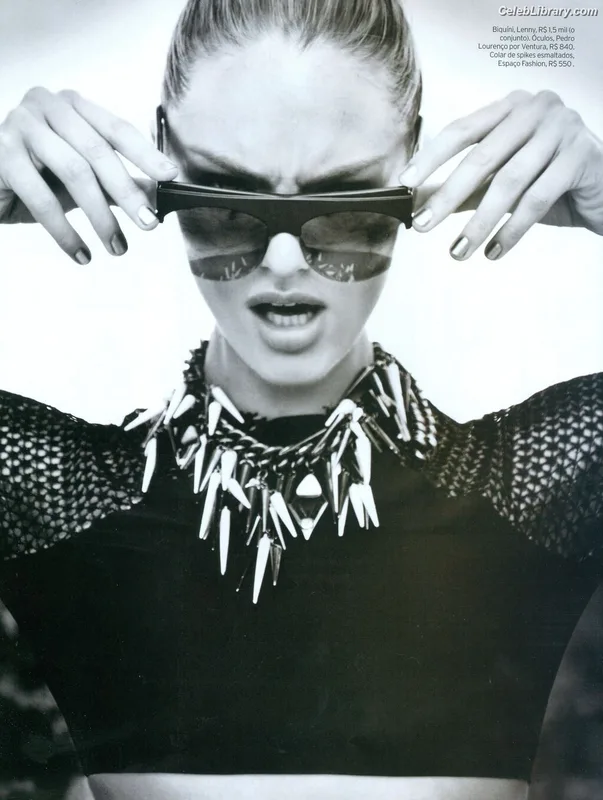 Candice Swanepoel photo 11 of 1944