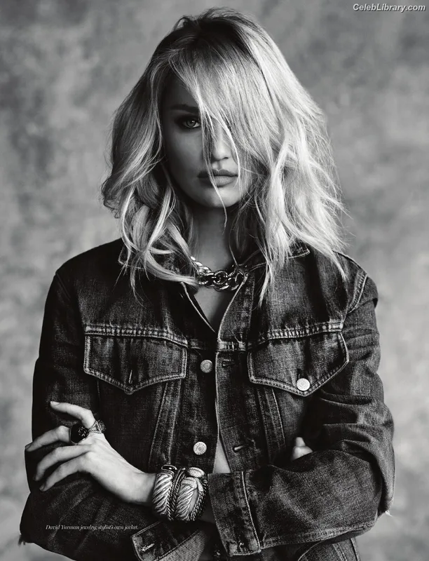 Candice Swanepoel photo 16 of 1944